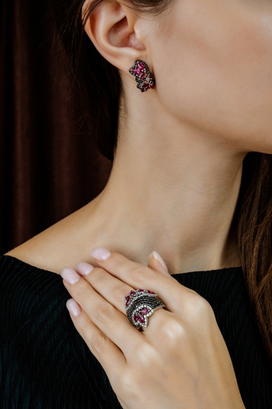 Комплект Stefan Hafner – чёрные бриллианты и рубины