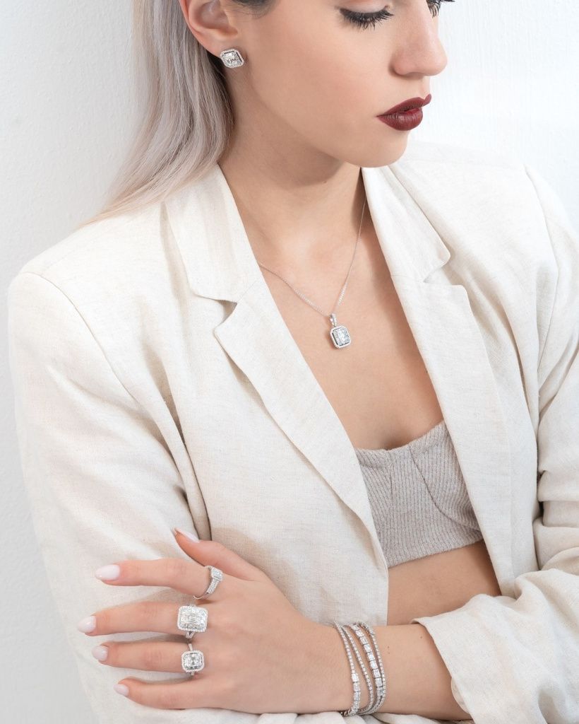 Ювелирные украшения PVG