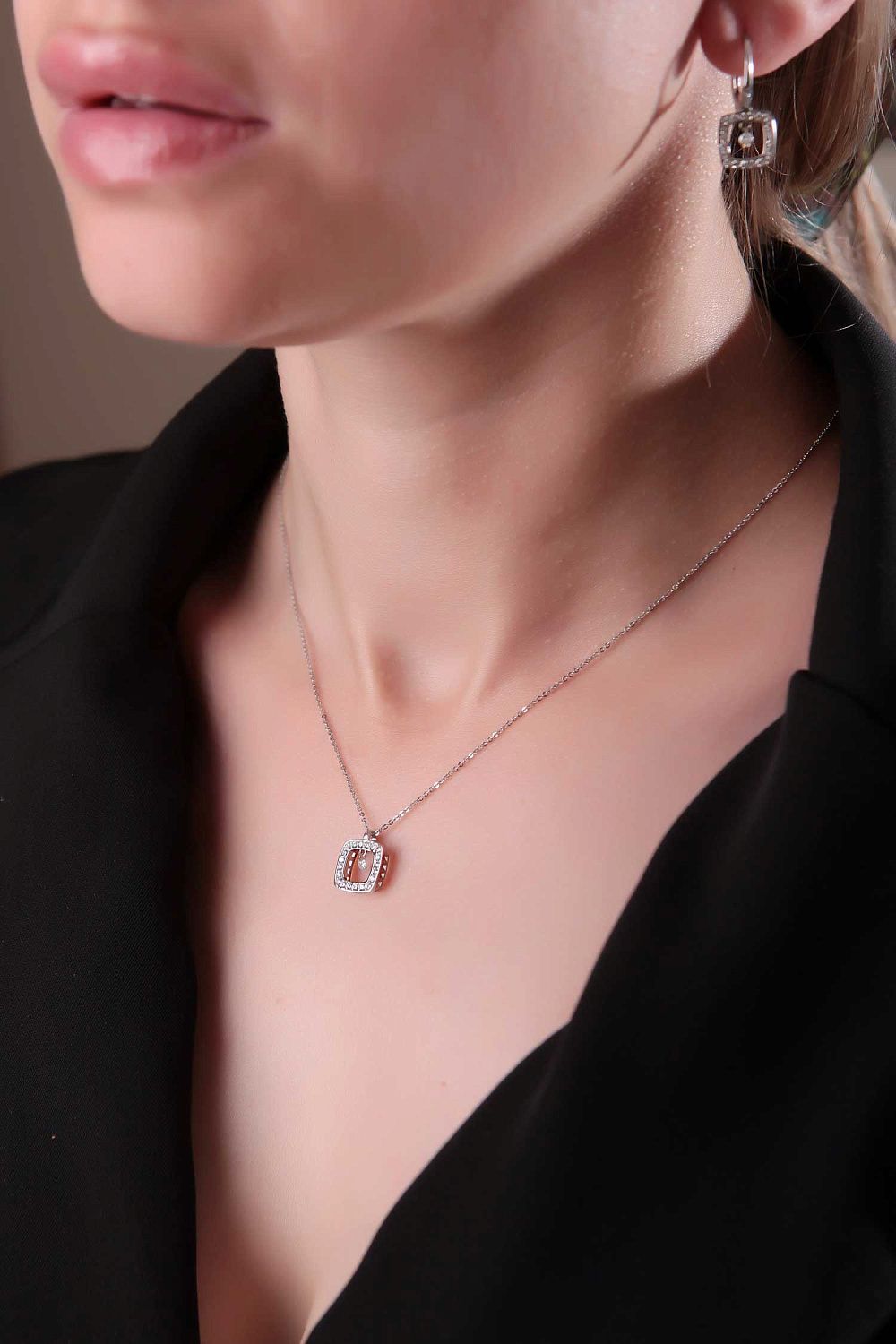 Подвески PVG: от утонченной элегантности до новаторской королевской роскоши