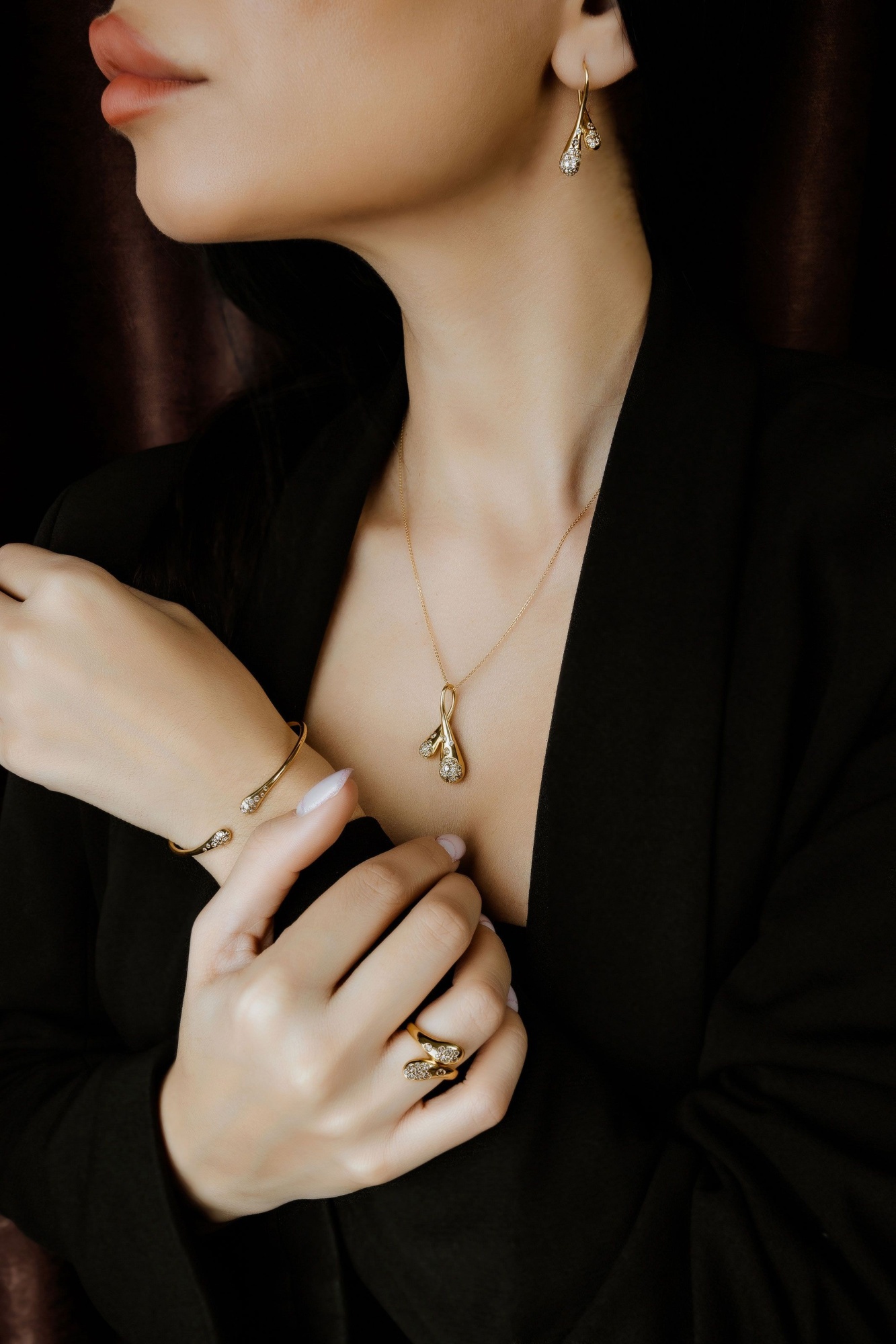 Серьги Ponte Vecchio Iside коллекция 2022-2023